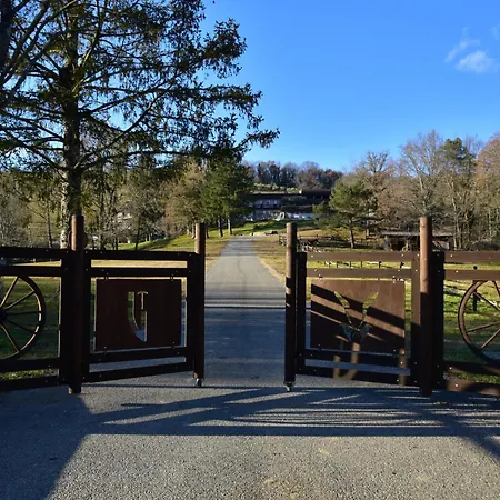 泰努塔瓦尔多米尼农家乐 农家乐 *