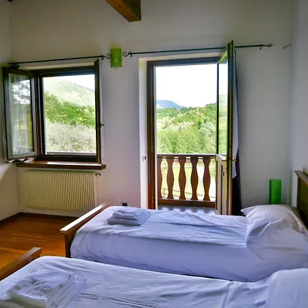 Gospodarstwo agroturystyczne Tenuta Valdomini Attimis